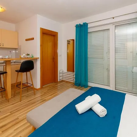 Apartment Matea *