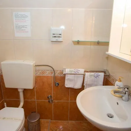 Matea Apartment Makarska