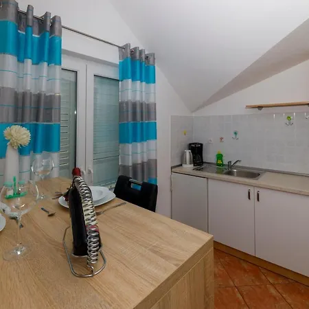 Apartment Matea *