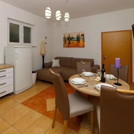 Matea Apartament *