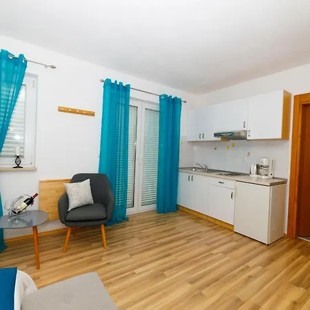 Lägenhet Matea Makarska